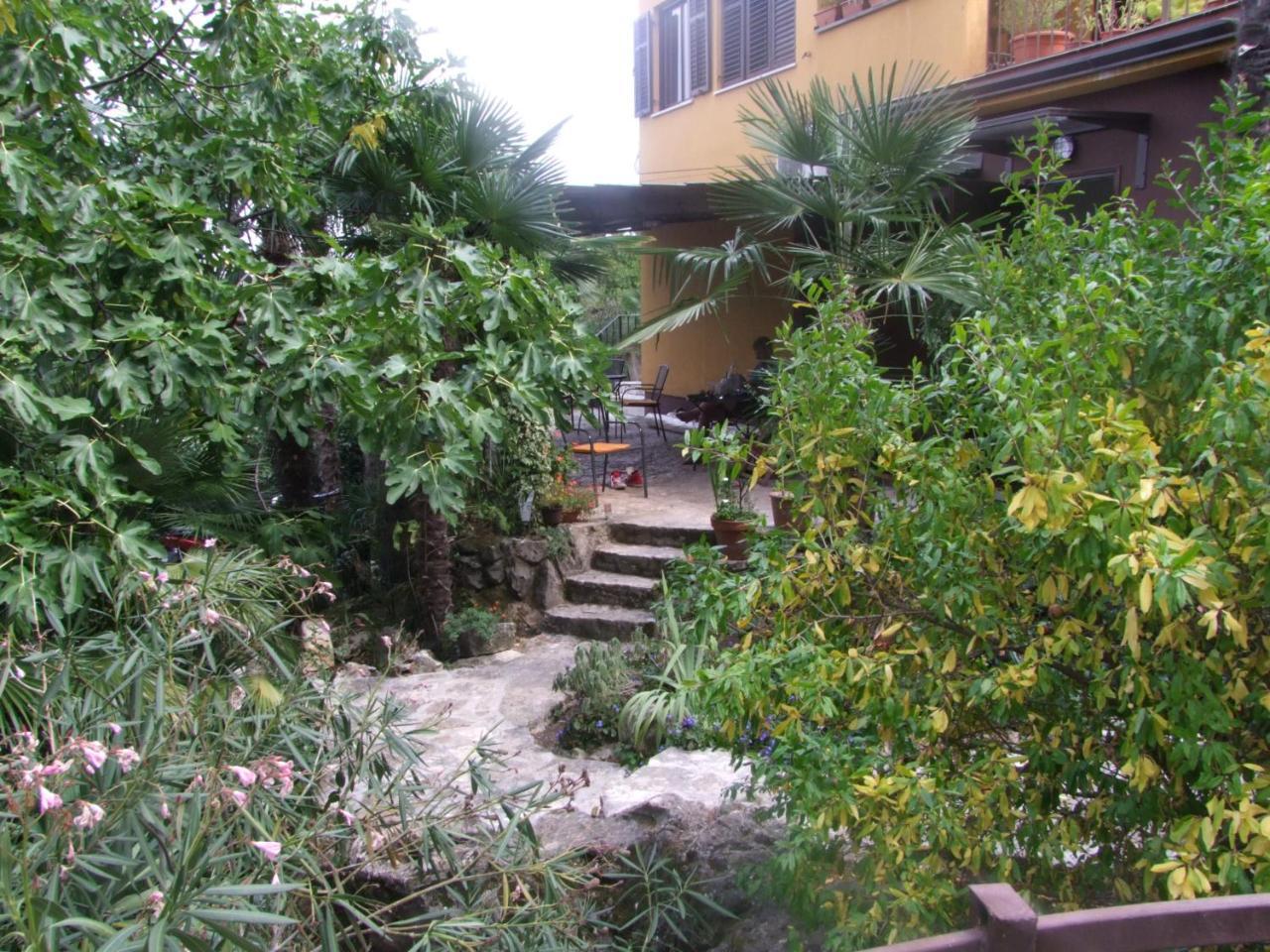 Guest House Korado روفينج المظهر الخارجي الصورة