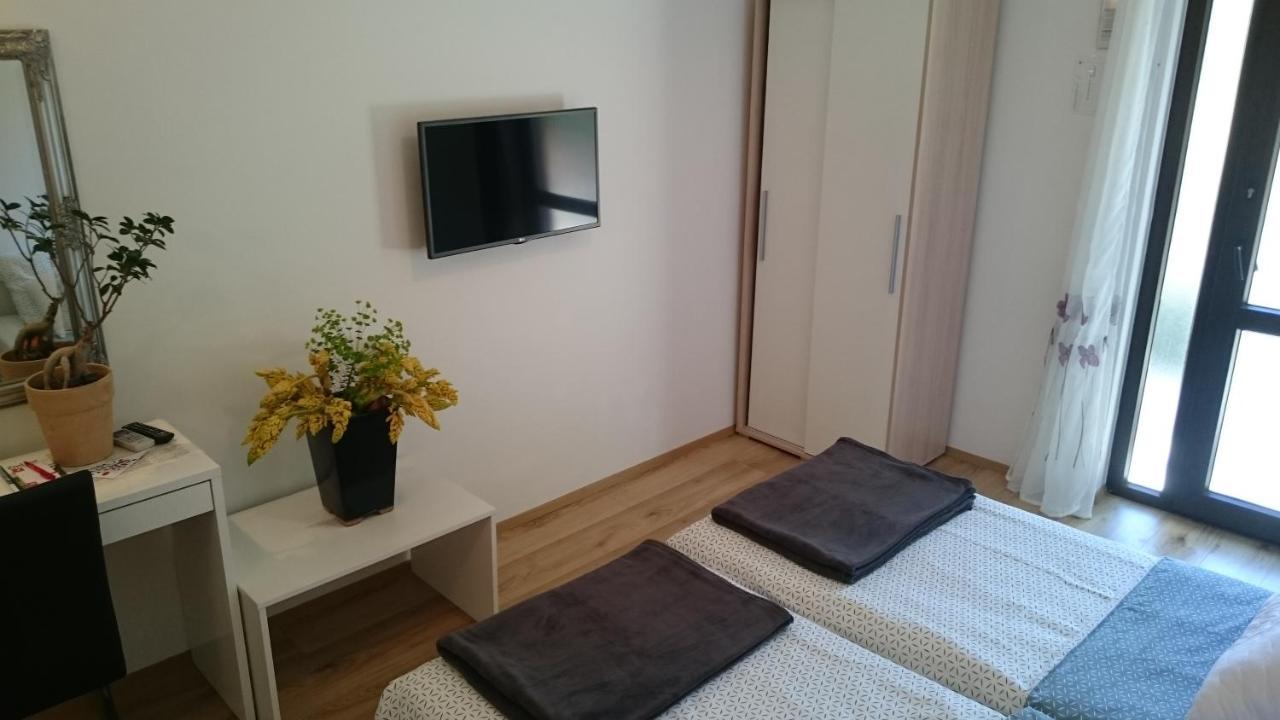 Guest House Korado روفينج المظهر الخارجي الصورة