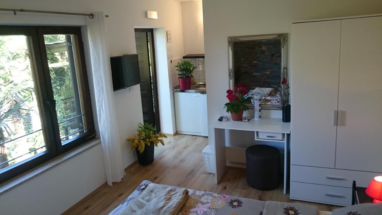 Guest House Korado روفينج المظهر الخارجي الصورة